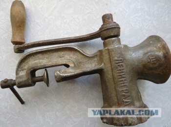 Находка всякого добра в чулане на даче