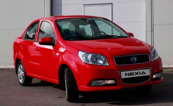 «АвтоВАЗ» нанял граждан Узбекистана для сборки автомобилей Lada