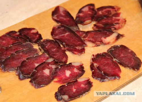 Мясной деликатес