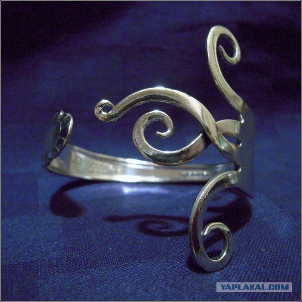 Элегантные украшения из серебряных столовых прибор