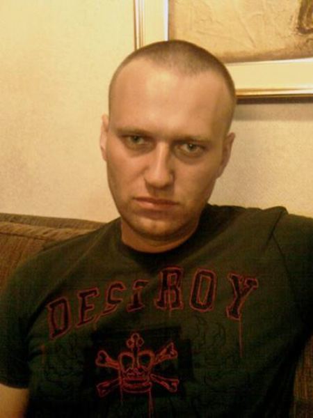 15 фото о том, как выглядели российские знаменитости в 1990-х