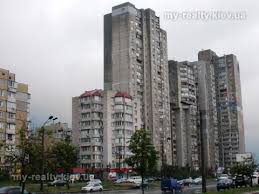 15 ужасных балконов: от нелепого самостроя до бункера от зомби