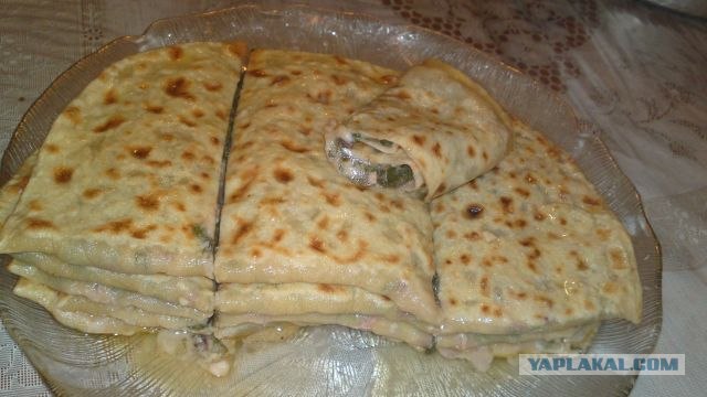 ЧудУ (лепешки) с разной начинкой