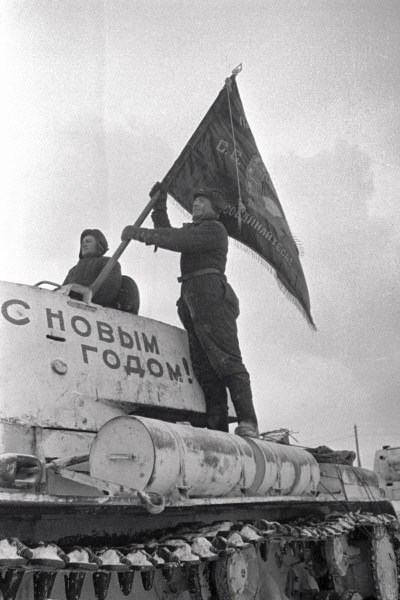 Ну, понеслась! Поздравления с Новым Годом по всей географии ЯПлакалъ!
