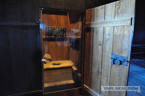Средневековые туалеты и утилизация городского мусора
