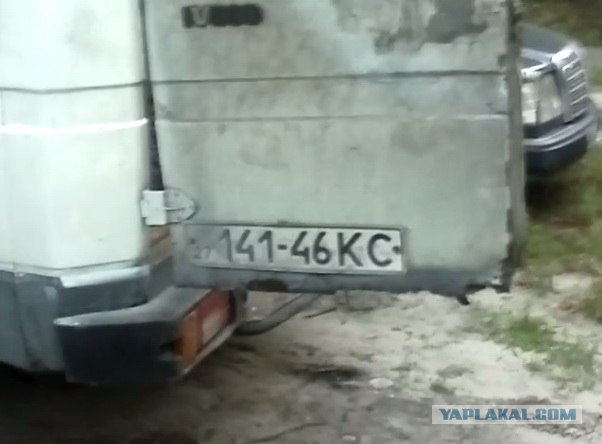 Судья и бывший миллицонер избивают патрульных Киев