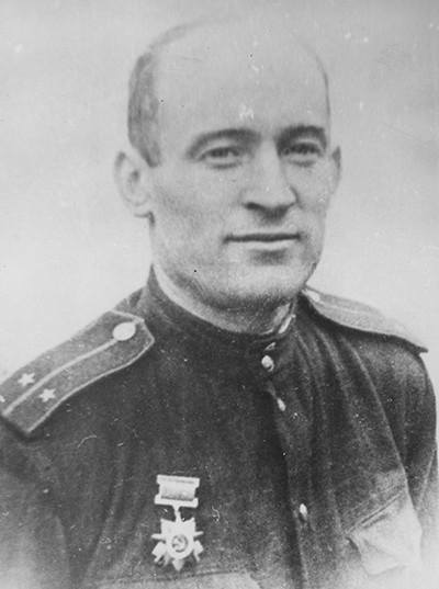 Сгореть, но спасти. В память о лётчике Мамкине