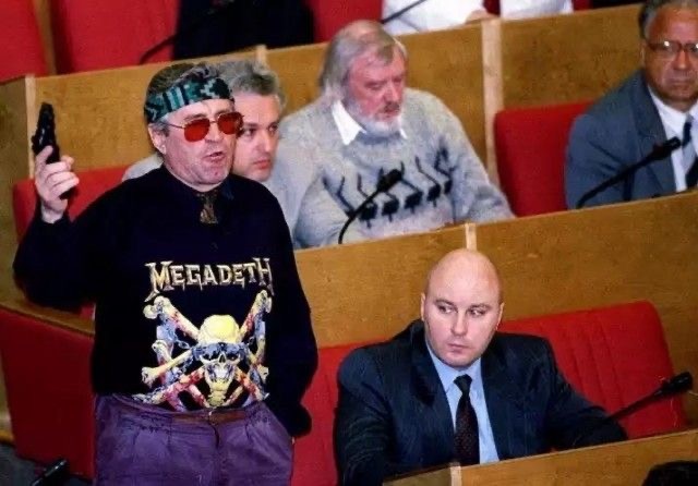 Мгновения России в разных 90-х