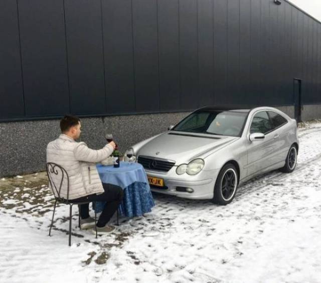 Фотографии вечно одиноких людей