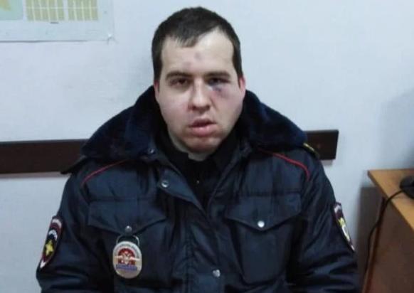 Следственный комитет объявил в федеральный розыск жительницу Свердловской области, избившую двух полицейских