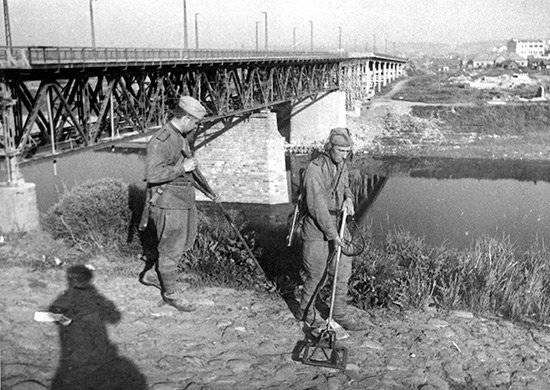 10 ударов 1944 года. 8 часть.