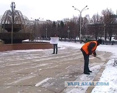 Митинги в Москве: Чистые Пруды и Триумфальная пл
