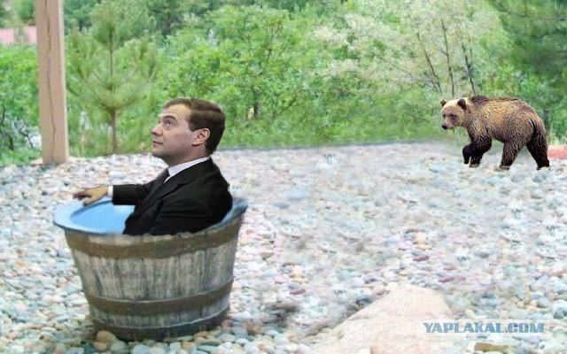 Фотожаба: Кто пил из бочки и все выпил?