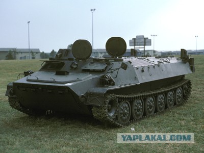 Модель МТЛБ из металла в масштабе 1:18