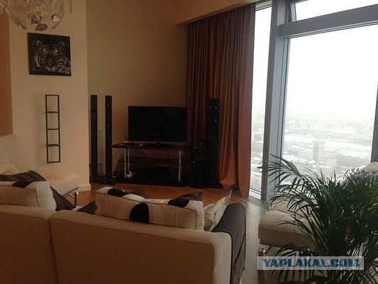 "Москва-Сити": город пустых небоскребов