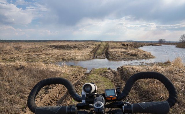 А в чистом поле