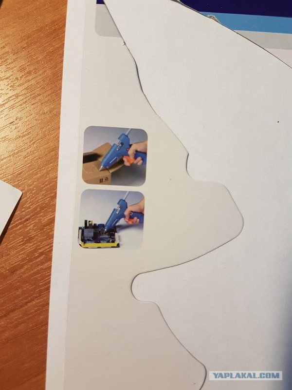 Так вот зачем нужен клеевой пистолет!