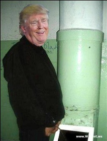 А ещё очки носит, гад!