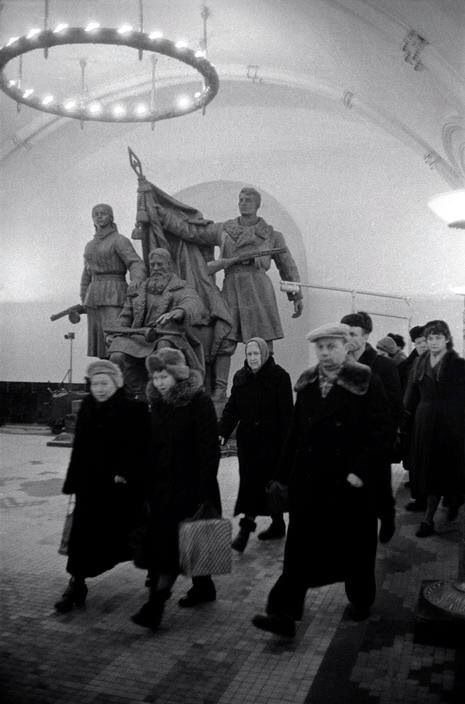 Москва и москвичи. Двадцатый век. 21.04.25