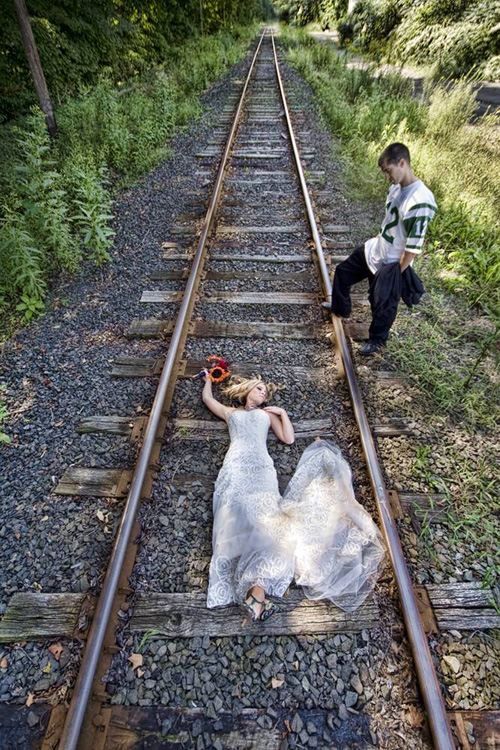 Как "умирают" свадебные платья