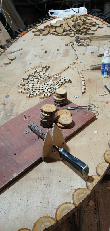 Стол для... Ну просто чтобы был