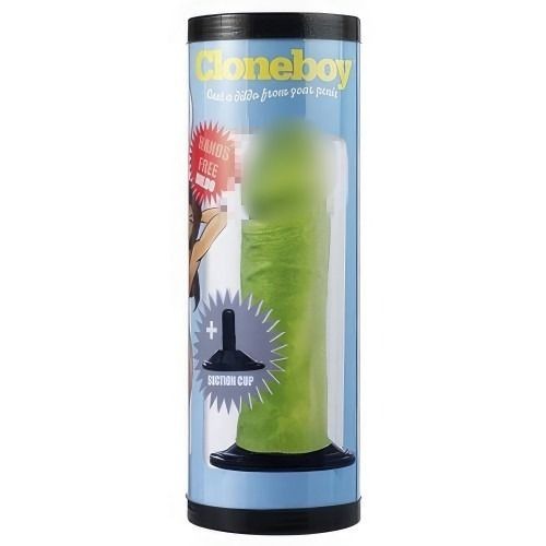 В ЖК «Дубки» жильцы дома забыли, что домофон можно открывать цивилизованным способом