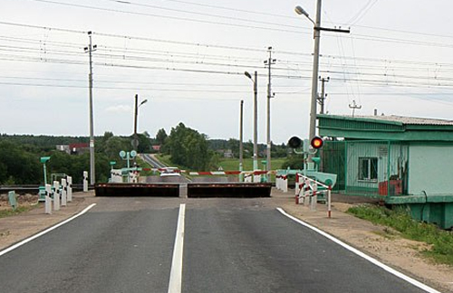 ДТП. На пешеходном сбил девушку