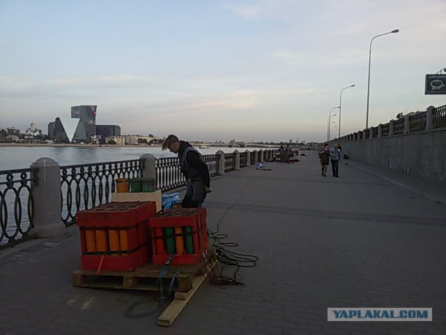 Пучок разных фотографий с телефона.