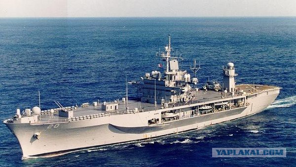 В Черное море вошел флагманский корабль 6-го флота ВМС США