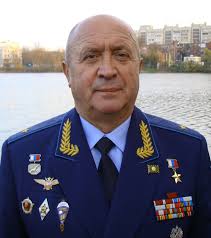 В тылу врага на стропах парашюта