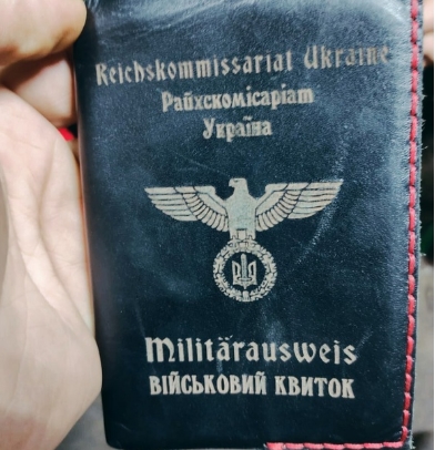 Украинские элитные десантники 79 бригады жалуются на командиров из-за которых их разгромили под Ямполем.