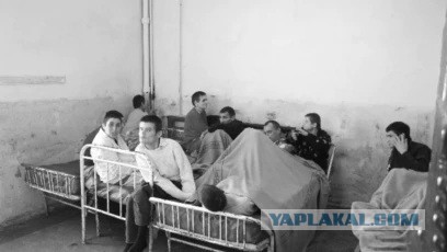 Очередная парта героя