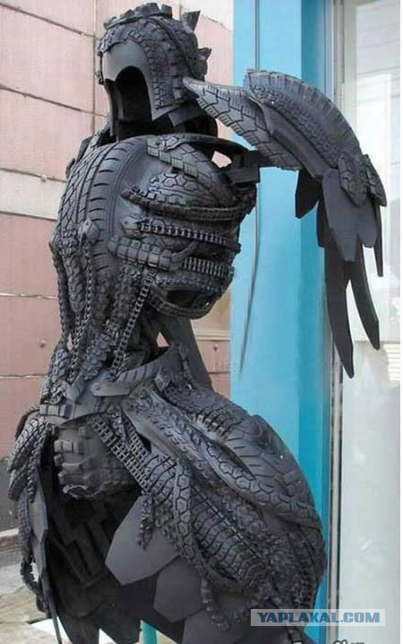 Всадник из покрышек.