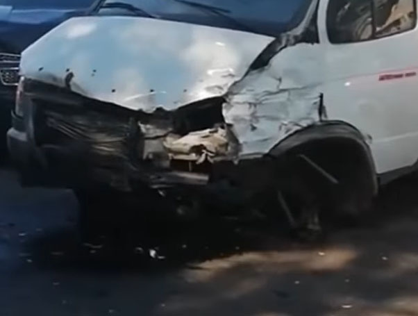 Участник массового ДТП в Нижнем Новгороде опубликовал видео аварии со своего регистратора