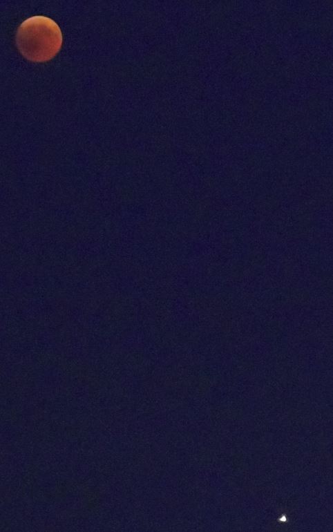 Самое долгое лунное затмение в XXI веке