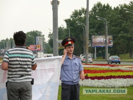 В Москве начались пикеты против «мигалок»