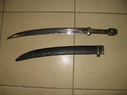 Клинки и булавы против пулеметов