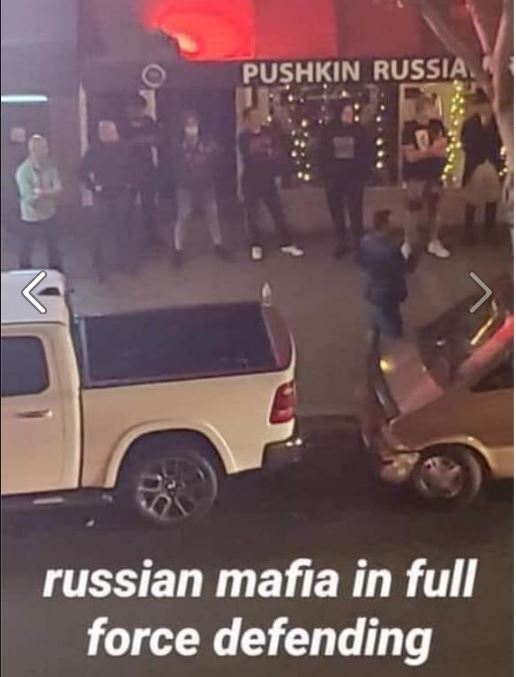 Вся суть конфликта в Шарлотсвилле в одном фото