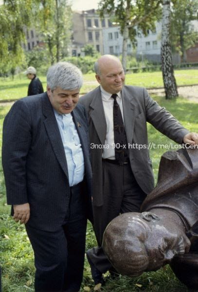 Россия - "Переходной период". Подборка фотографий эпохи 90х