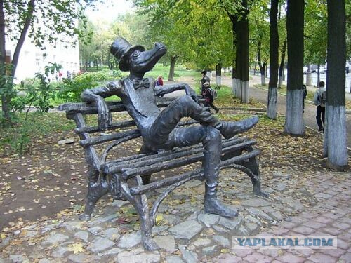 Необычные статуи мира