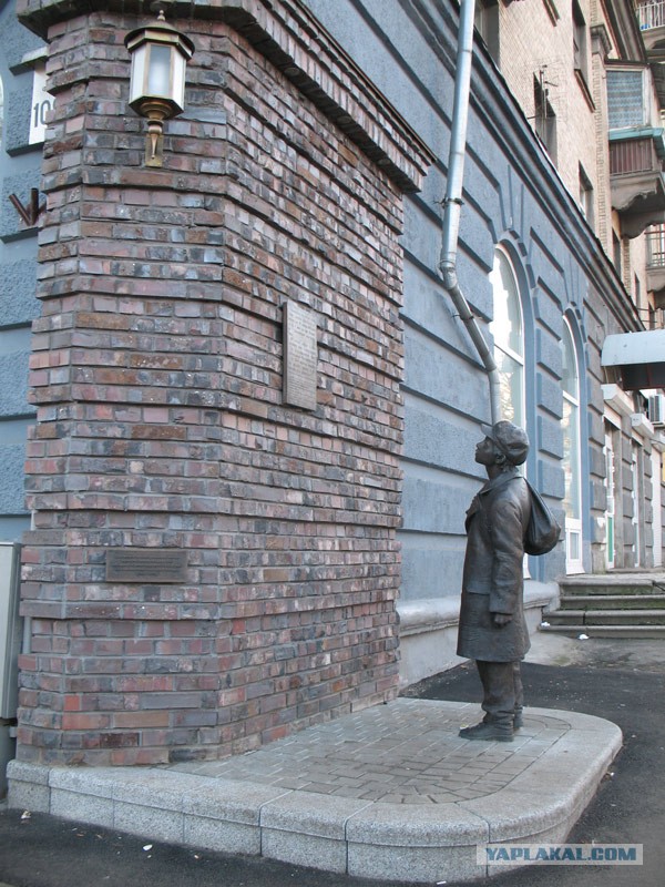 Необычные статуи мира