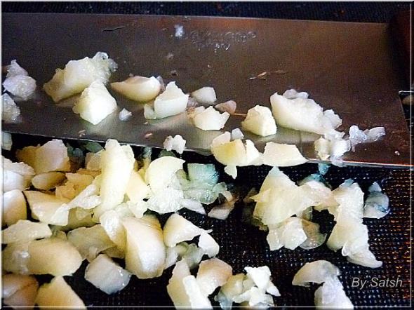 Томатный суп с хлебом