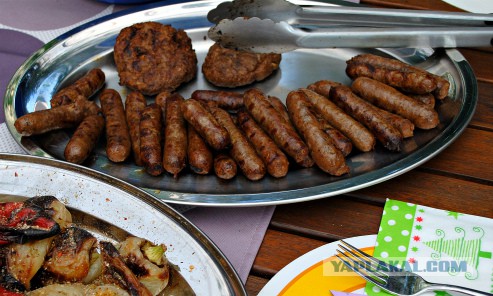 Меркез. Французские колбаски с африканскими корнями.