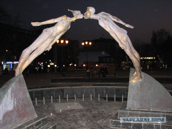 Смешные памятники Харькова