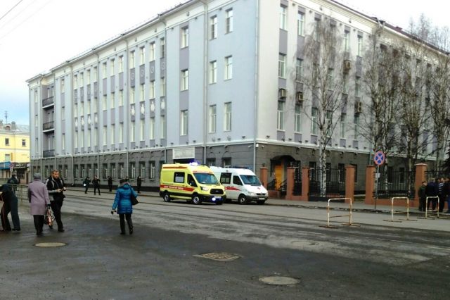 У здания ФСБ в Архангельске произошёл взрыв