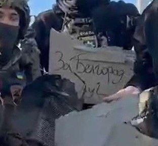 Массированный удар наносится по Украине: ракеты и дроны летят над страной к целям в центре и на западе страны