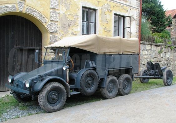 Kübelwagen и его друзья. Красивых автофото пост