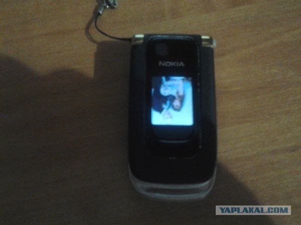 Обклеиваем кожей мобилу (handmade)