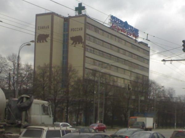Когда отливаешь у бати коньячок потихоничку