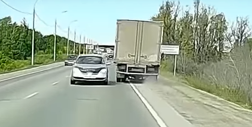 Будьте внимательней на дорогах